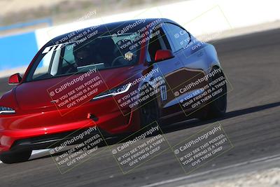 media/Nov-08-2025-Speed Ventures (Sat) [[1c7a6332f5]]/TC B/Session 3 (Turn 1)/